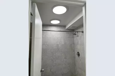 3740 Inverrary Dr #1U, Lauderhill, FL 33319 - Photo 11