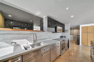 7929 West Dr, North Bay Village, FL 33141 - Photo 9