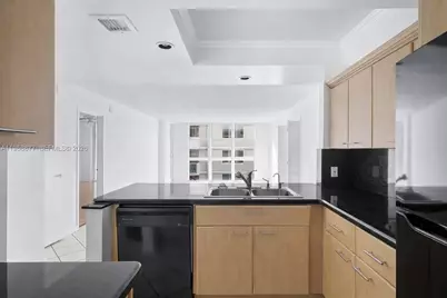 1228 West Ave #1415, Miami Beach, FL 33139 - Photo 7