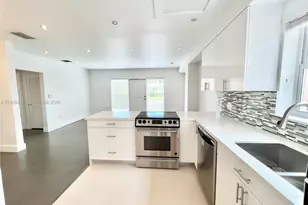 125 NW 100th St, Miami Shores, FL 33150 - Photo 11