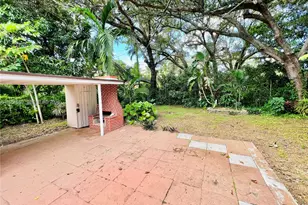125 NW 100th St, Miami Shores, FL 33150 - Photo 21
