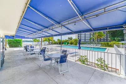 880 NE 69th St #2N, Miami, FL 33138 - Photo 11