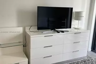 1000 Brickell Plaza, Miami, FL 33131 - Photo 9