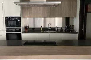 1000 Brickell Plaza, Miami, FL 33131 - Photo 19