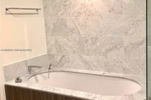 1000 Brickell Plaza, Miami, FL 33131 - Photo 9