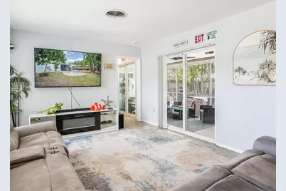 1906 N 31st Ave, Hollywood, FL 33021 - Photo 3