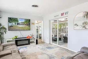 1906 N 31st Ave, Hollywood, FL 33021 - Photo 3