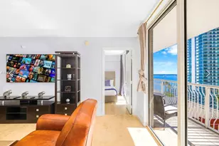 1200 Brickell Bay Dr, Miami, FL 33131 - Photo 5