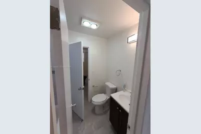 4020 Del Rio Way, Sunrise, FL 33351 - Photo 9