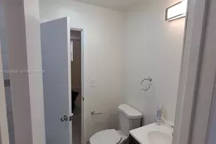 4020 Del Rio Way, Sunrise, FL 33351 - Photo 9