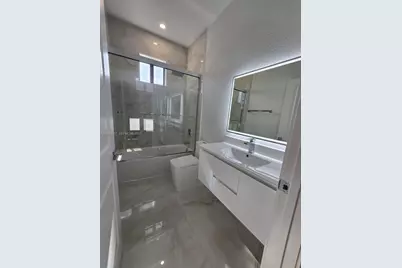 1313 NW 6th Ave #B, Florida City, FL 33034 - Photo 9