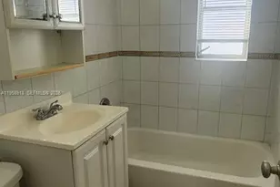 3670 SW 10th St, Miami, FL 33135 - Photo 9