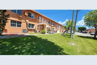 3670 SW 10th St #10B, Miami, FL 33135 - Photo 13
