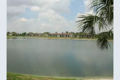 211 Lake Pointe Dr #102, Oakland Park, FL 33309 - Photo 45