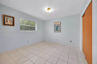 1025 SW 11th St, Miami, FL 33129 - Photo 19