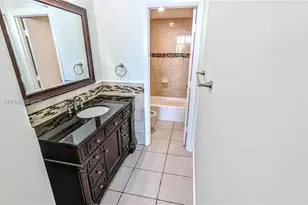 300 Bayview Dr, Sunny Isles Beach, FL 33160 - Photo 13