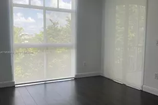 9725 NW 52nd St, Doral, FL 33178 - Photo 7