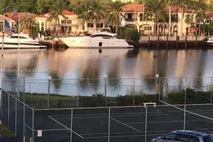 851 Three Islands Boulevard, Hallandale Beach, FL 33009 - Photo 23