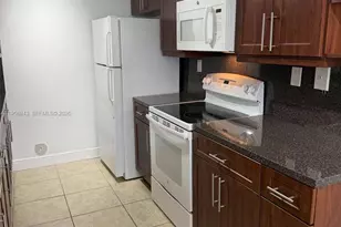 4881 NW 97th Pl, Doral, FL 33178 - Photo 11