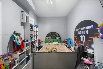 6005 NW 104th Path #6005, Doral, FL 33178 - Photo 13