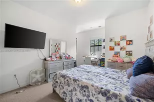 6005 NW 104th Path, Doral, FL 33178 - Photo 25