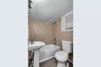 914 NW 80th St #1, Miami, FL 33150 - Photo 17