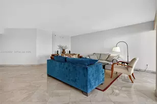 7000 Island Blvd, Aventura, FL 33160 - Photo 5