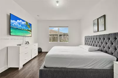 3472 NE 2nd St, Homestead, FL 33033 - Photo 21