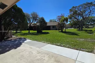 5 Rogart Cir, Boynton Beach, FL 33426 - Photo 21