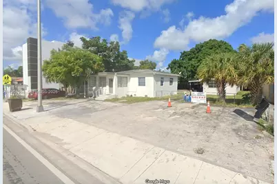 309 E 49th St, Hialeah, FL 33013 - Photo 1