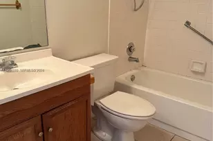 13550 SW 6th Ct, Pembroke Pines, FL 33027 - Photo 9