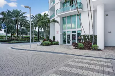 Downtown Miami Cafe For Sale, Miami, FL 33130 - Photo 27