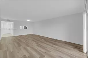 12950 SW 13th St, Pembroke Pines, FL 33027 - Photo 13