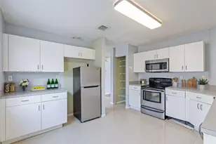 17319 SW 22nd St, Miramar, FL 33029 - Photo 17