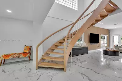 1700 Cleveland Rd, Miami Beach, FL 33141 - Photo 37