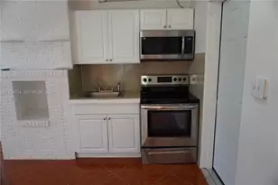 1106 NW 11th Ct, Fort Lauderdale, FL 33311 - Photo 7