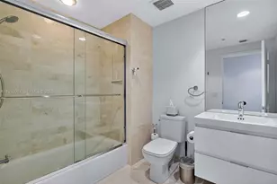 17111 Biscayne Blvd, North Miami Beach, FL 33160 - Photo 13