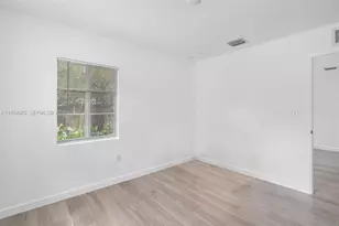 515 NE 67th St, Miami, FL 33138 - Photo 9