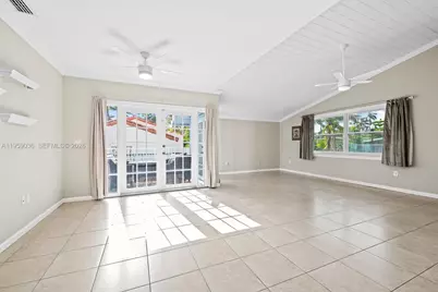 715 Tyler St, Hollywood, FL 33019 - Photo 5