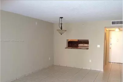 9688 Fontainebleau Blvd #102, Miami, FL 33172 - Photo 5