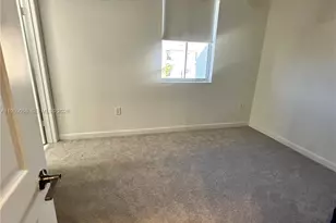 2616 SE 28th Dr, Homestead, FL 33035 - Photo 9