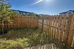 2616 SE 28th Dr, Homestead, FL 33035 - Photo 15