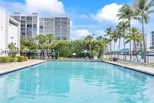 1000 Parkview Dr, Hallandale Beach, FL 33009 - Photo 5