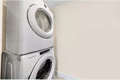 600 NE 27th St #1004, Miami, FL 33137 - Photo 31