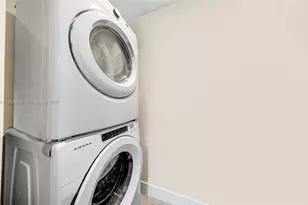 600 NE 27th St, Miami, FL 33137 - Photo 31