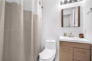 18263 SW 149th Pl, Miami, FL 33187 - Photo 23