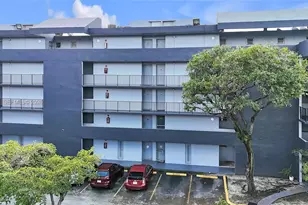 210 Fontainebleau Blvd, Miami, FL 33172 - Photo 31