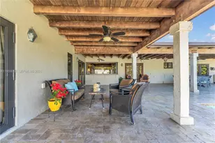 19225 SW 186th St, Miami, FL 33187 - Photo 19