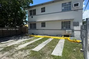 2210 NW N River Dr, Miami, FL 33125 - Photo 9