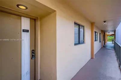 8600 SW 133rd Ave Rd #422, Miami, FL 33183 - Photo 9